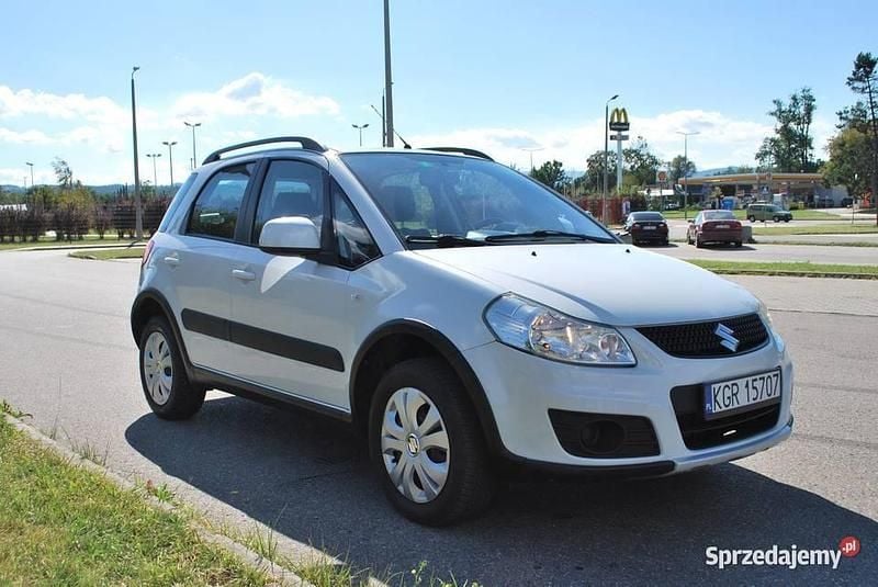 Używany 2012 Suzuki SX4 SUV | 31 500 zł (Uczciwa cena) - Obraz 1/4