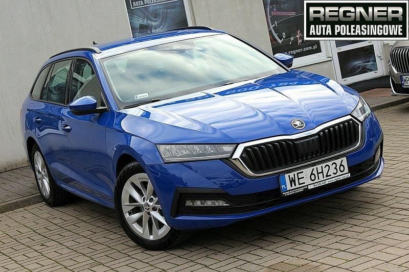 Niebieski Używany 2022 Skoda Octavia Ambition Kombi | 62 900 zł (Dobra cena) - Obraz 1/4