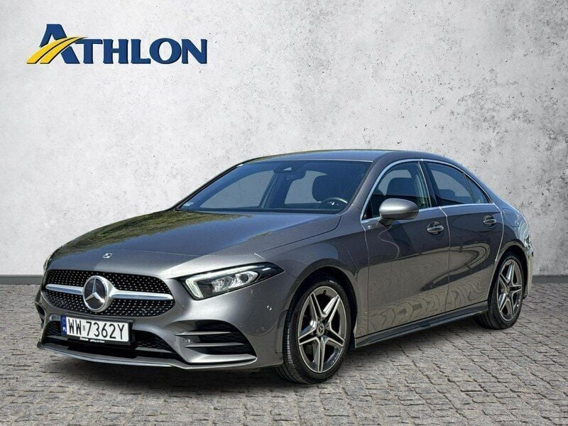 Szary (metalik) Używany 2022 Mercedes A200 Sedan/Limuzyna | 125 500 zł (Drogi) - Obraz 1/4