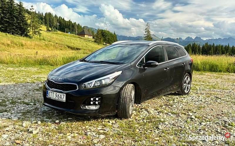 Czarny Używany 2016 Kia Ceed GT GT-Line Kombi | 36 500 zł - Obraz 1/4