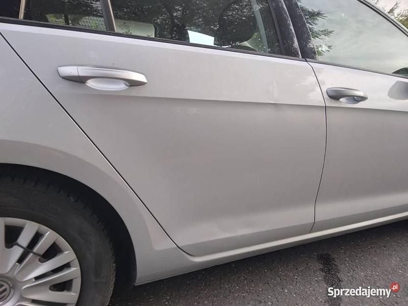 Używany VW Golf VII Comfortline 116 KM (85 kW) 2016 Srebrny Kombi