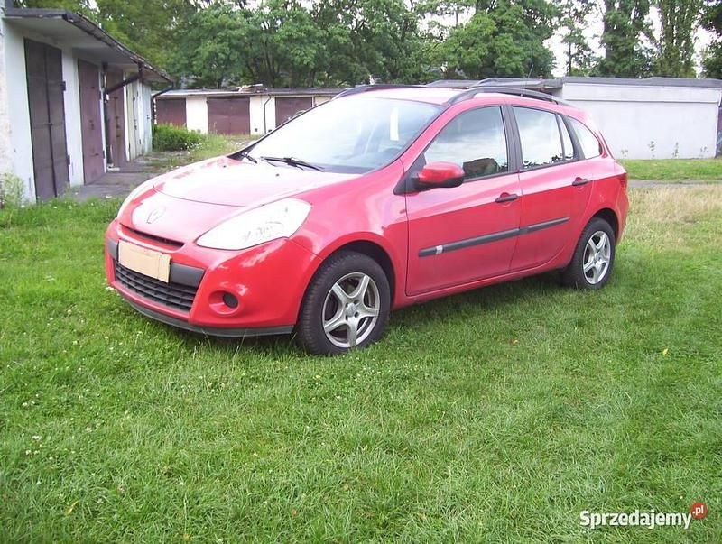 Czerwony Używany 2011 Renault Clio GrandTour Kombi | 15 900 zł (Uczciwa cena) - Obraz 1/4