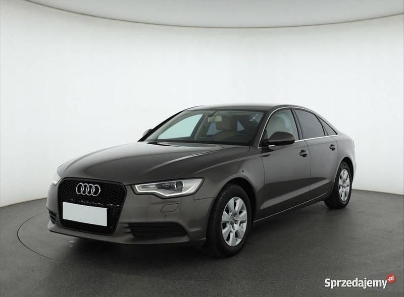 Używany Audi A6 2012 Szary Sedan/Limuzyna