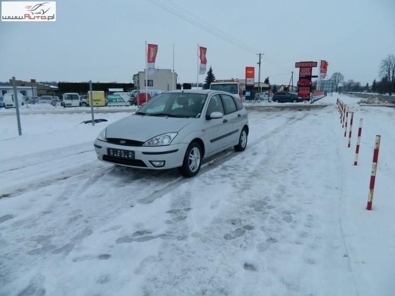 Używany Ford Focus 115 KM (84 kW) 2003 Srebrny Hatchback