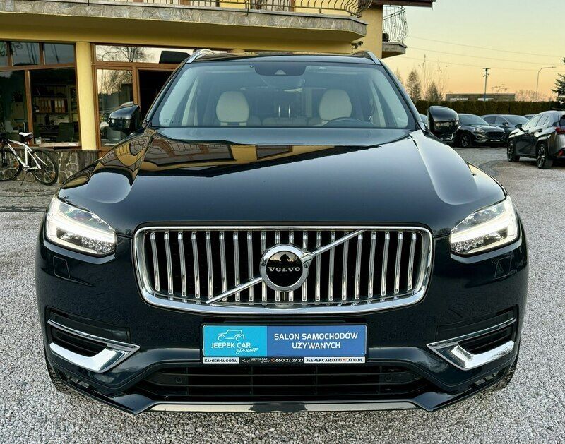 Używany Volvo XC90 Inscription 235 KM (172 kW) 2021 Grafitowy SUV