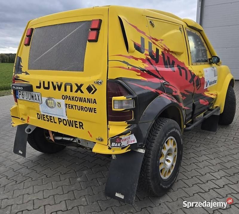 Używany Mitsubishi Pajero 2016 Żółty SUV