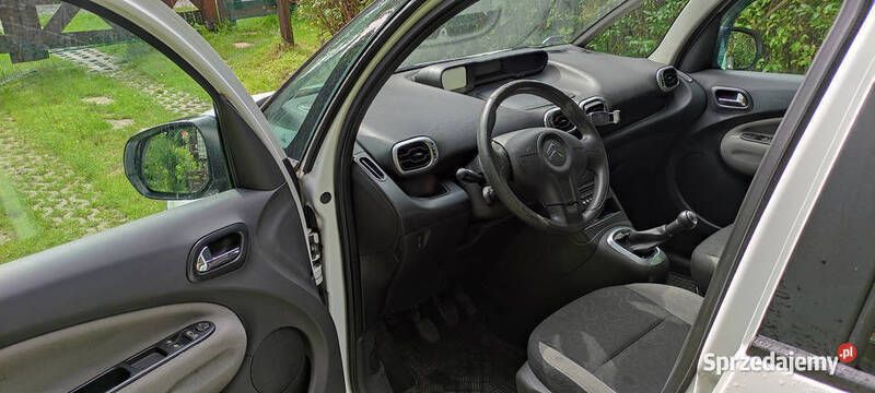 Biały Używany 2009 Citroën C3 Picasso Minivan | 15 000 zł (Dość drogi) - Obraz 1/4