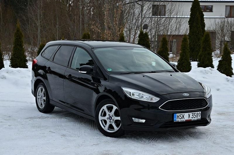 Używany Ford Focus 95 KM (69 kW) 2017 Czarny Kombi