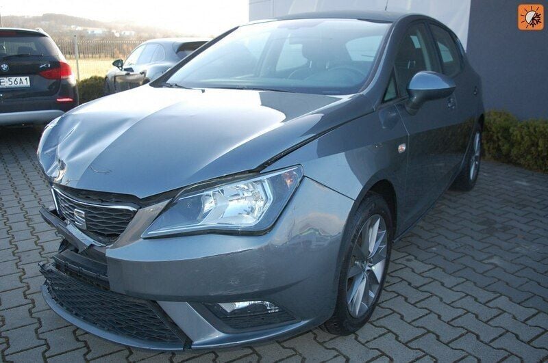Szary (metalik) Używany 2015 Seat Ibiza Hatchback | 12 700 zł - Obraz 1/4