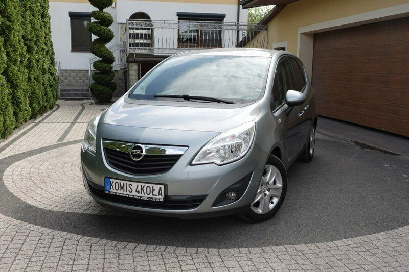 Inny (metalik) Używany 2011 Opel Meriva Minivan | 20 900 zł (Uczciwa cena) - Obraz 1/4