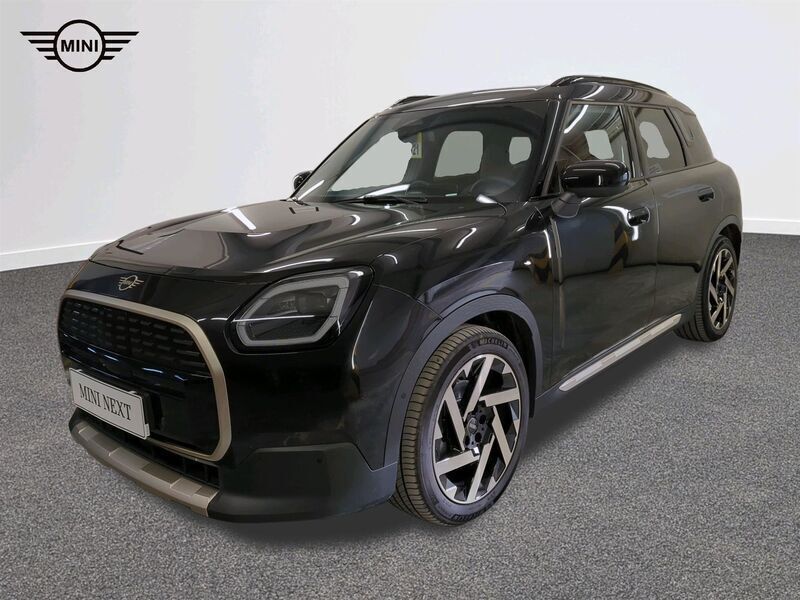 Midnight black ii metalizowany Używany 2024 Mini Countryman SUV | 167 900 zł - Obraz 1/4