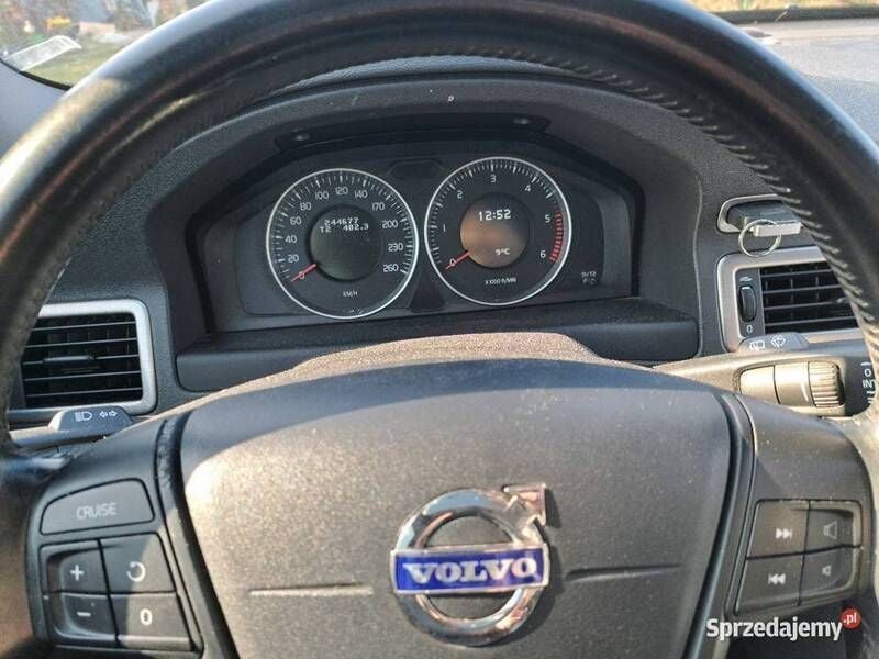 Używany Volvo XC70 2011 Czarny SUV