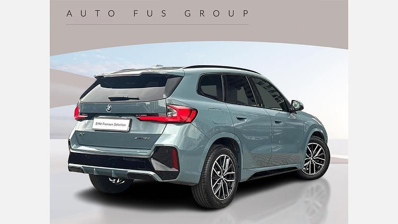 Używany BMW X1 Comfort Edition 150 KM (110 kW) 2024 Zielony cape york metalizowany SUV