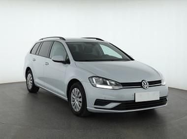 Biały Używany 2017 VW Golf VII Kombi | 42 499 zł (Uczciwa cena) - Obraz 1/4