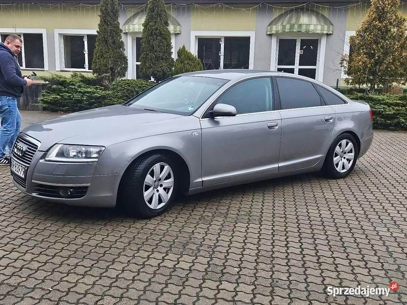 Używany Audi A6 2005 Szary Sedan/Limuzyna