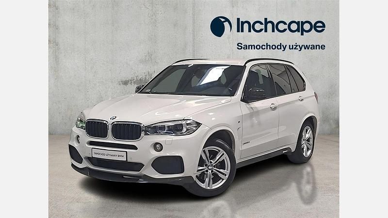 Alpine white 3 Używany 2017 BMW X5 Shadowline SUV | 139 900 zł - Obraz 1/3