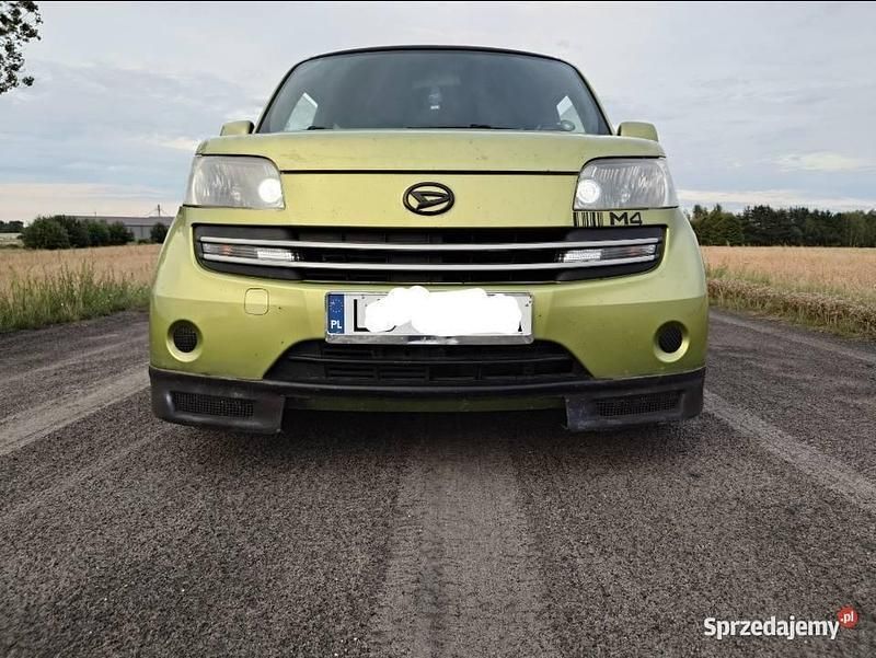 Używany Daihatsu Materia 2007 Zielony Minivan