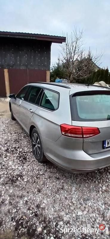 Używany VW Passat 105 KM (77 kW) 2014 Grafitowy Kombi