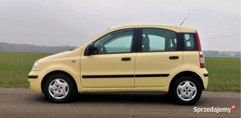 Żółty Używany 2011 Fiat Panda Hatchback | 12 900 zł (Uczciwa cena) - Obraz 1/4