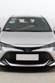 Używany Toyota Corolla 180 KM (132 kW) 2021 Srebrny Kombi