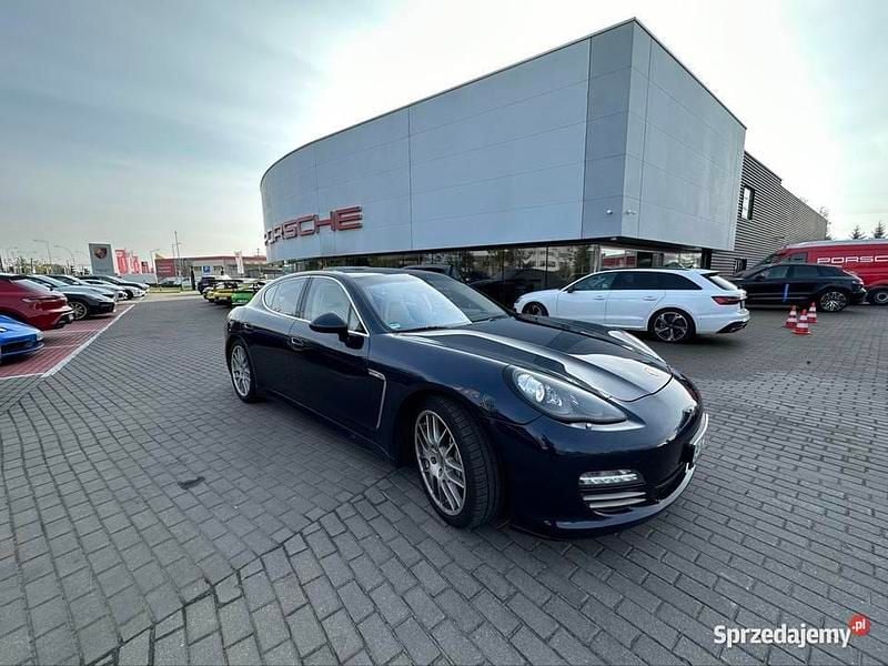 Używany Porsche Panamera 4S Chrono 2011 Granatowy Sedan/Limuzyna