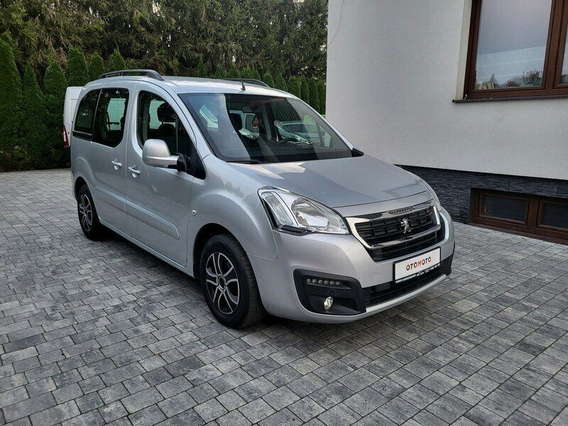 Używany Citroën Berlingo 73 kW (100 KM) 2016 Srebrny Minivan