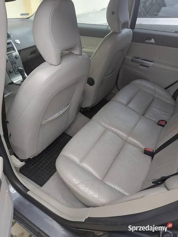 Używany Volvo V50 Summum 136 KM (100 kW) 2004 Kombi