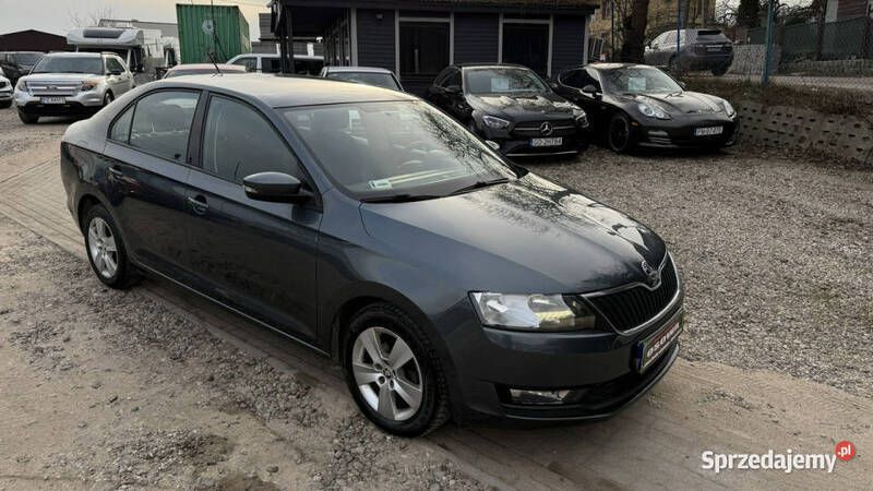 Grafitowy (metalik) Używany 2019 Skoda Rapid Sedan/Limuzyna | 39 997 zł (Uczciwa cena) - Obraz 1/4