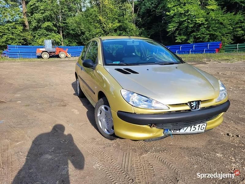 Złoty Używany 2002 Peugeot 206 Hatchback | 2100 zł - Obraz 1/4