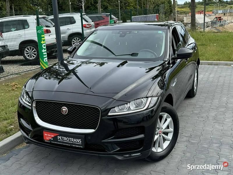 Czarny (metalik) Używany 2019 Jaguar F-Pace SUV | 79 900 zł (Super Cena) - Obraz 1/4