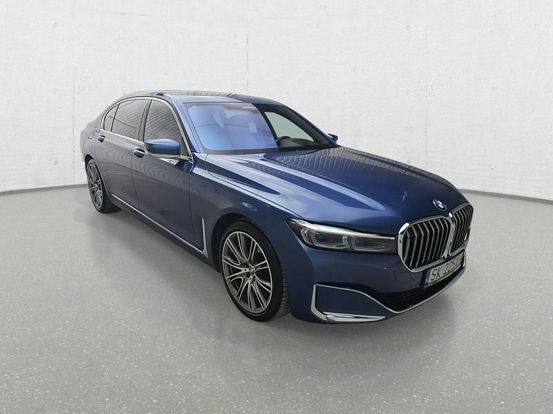 Niebieski Używany 2021 BMW 740 Sedan/Limuzyna | 195 415 zł - Obraz 1/4