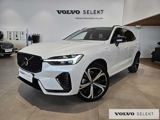 Biały Używany 2024 Volvo XC60 SUV | 259 900 zł - Obraz 1/3