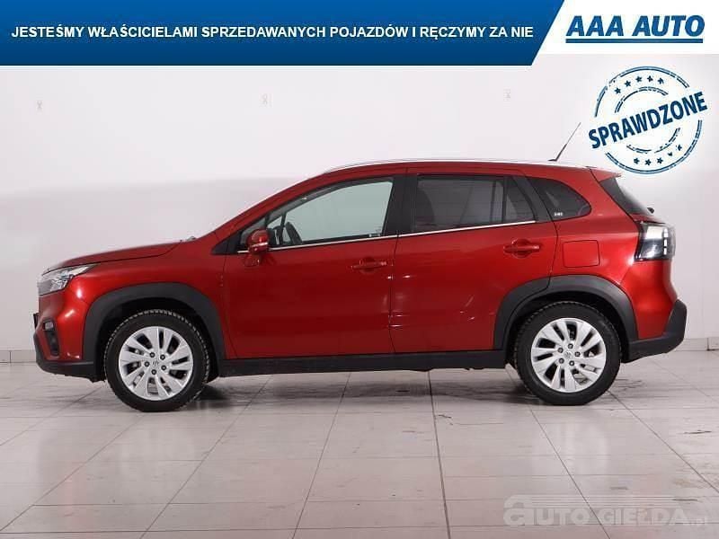 Używany Suzuki SX4 2022 Czerwony