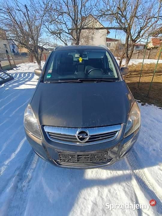 Używany Opel Zafira 2014 Minivan