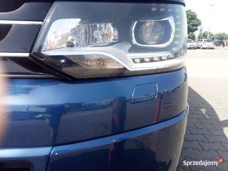 Używany VW Caravelle 2014 Niebieski Minivan