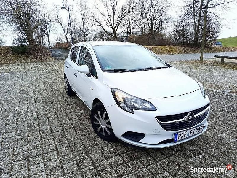 Używany Opel Corsa 70 KM (51 kW) 2017 Biały Hatchback