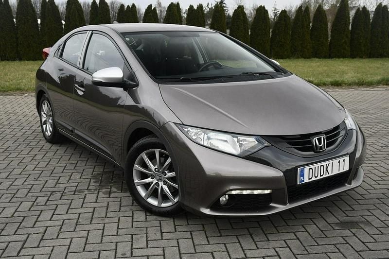 Brązowy Używany 2012 Honda Civic Hatchback | 29 900 zł (Uczciwa cena) - Obraz 1/4