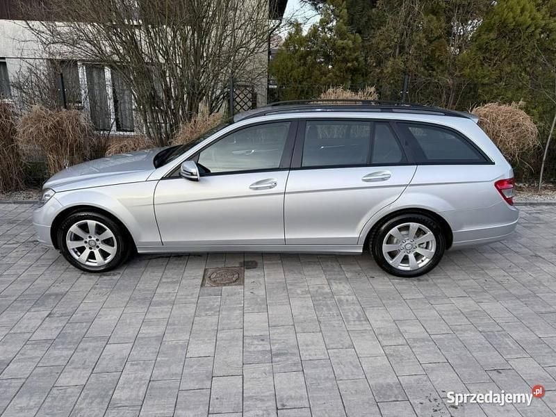 Srebrny Używany 2009 Mercedes C180 Kombi | 29 999 zł (Uczciwa cena) - Obraz 1/4