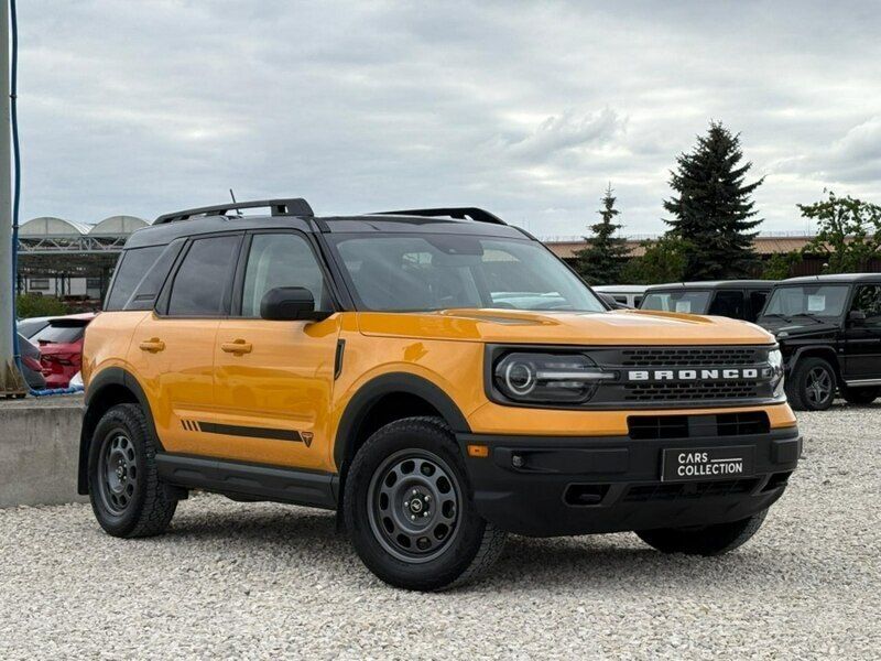 Żółty (metalik) Używany 2021 Ford Bronco Sport SUV | 129 900 zł - Obraz 1/4