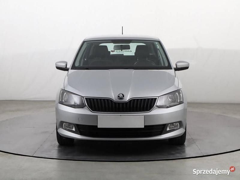 Używany Skoda Fabia 2017 Srebrny Kombi