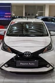 Używany Toyota Aygo X-play 69 KM (50 kW) 2017 Biały Hatchback
