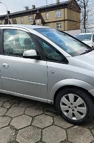 Używany Opel Meriva 125 KM (91 kW) 2004 Srebrny Minivan