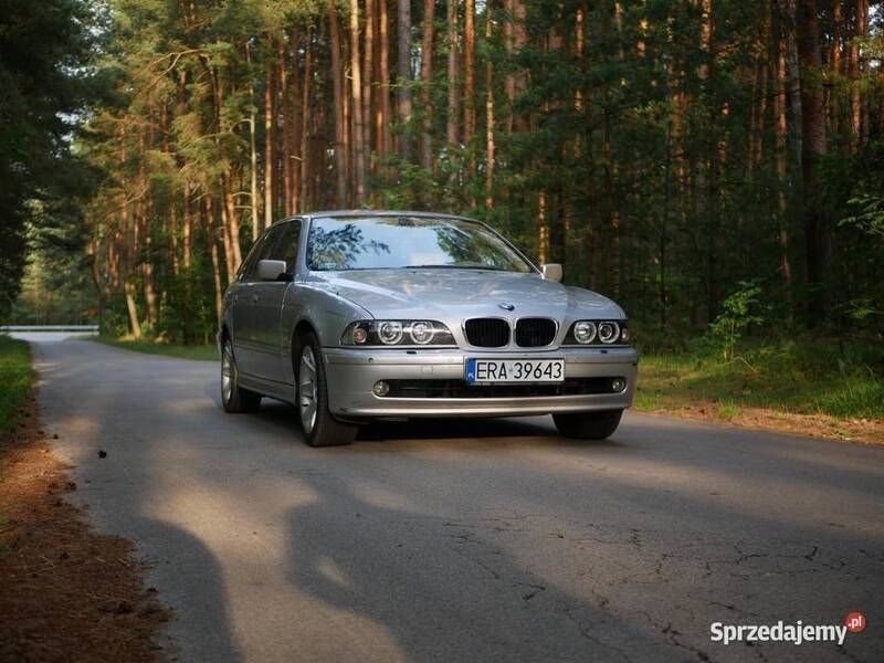Używany BMW 530 2002 Srebrny Sedan/Limuzyna