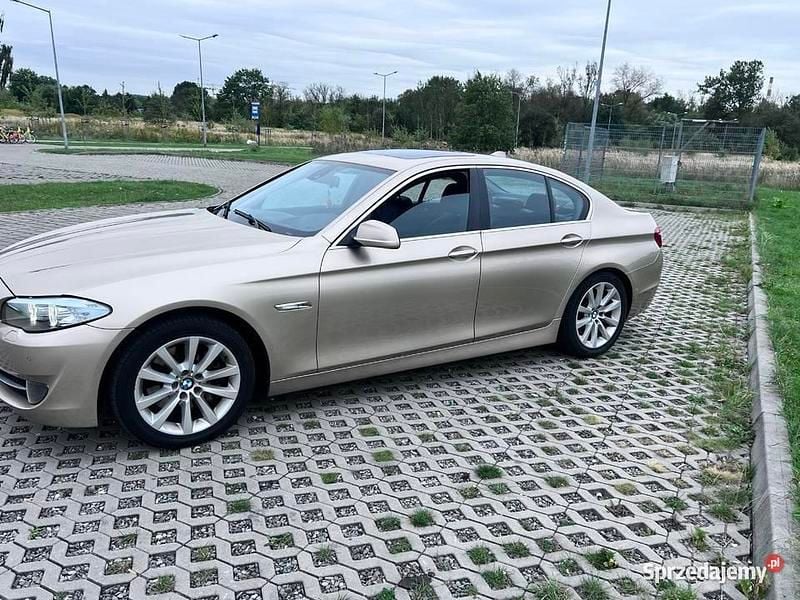 Używany 2011 BMW 525 Sedan/Limuzyna | 40 000 zł (Dobra cena) - Obraz 1/4