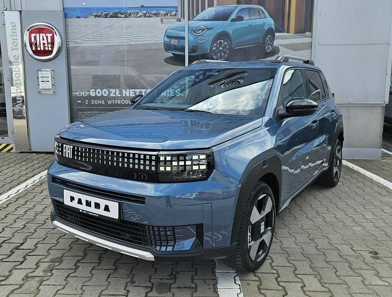 Nowe Fiat Grande Panda 83 kW (113 KM) 2025 Niebieski ciemny (metalik) Hatchback