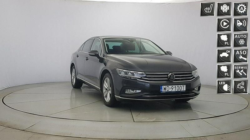 Używany VW Passat Elegance 190 KM (139 kW) 2021 Srebrny Sedan/Limuzyna