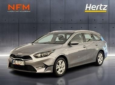Używany Kia Ceed 160 KM (117 kW) 2022 Srebrny Hatchback