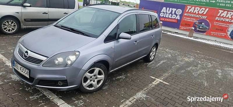 Używany Opel Zafira 2008 Minivan