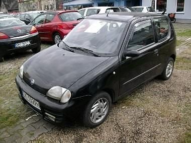 Czarny Używany 2002 Fiat Seicento Hatchback | 5700 zł (Dość drogi) - Obraz 1/4