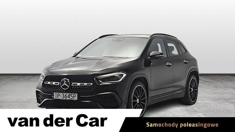 Czarny Używany 2020 Mercedes GLA200 AMG line SUV | 129 900 zł - Obraz 1/4